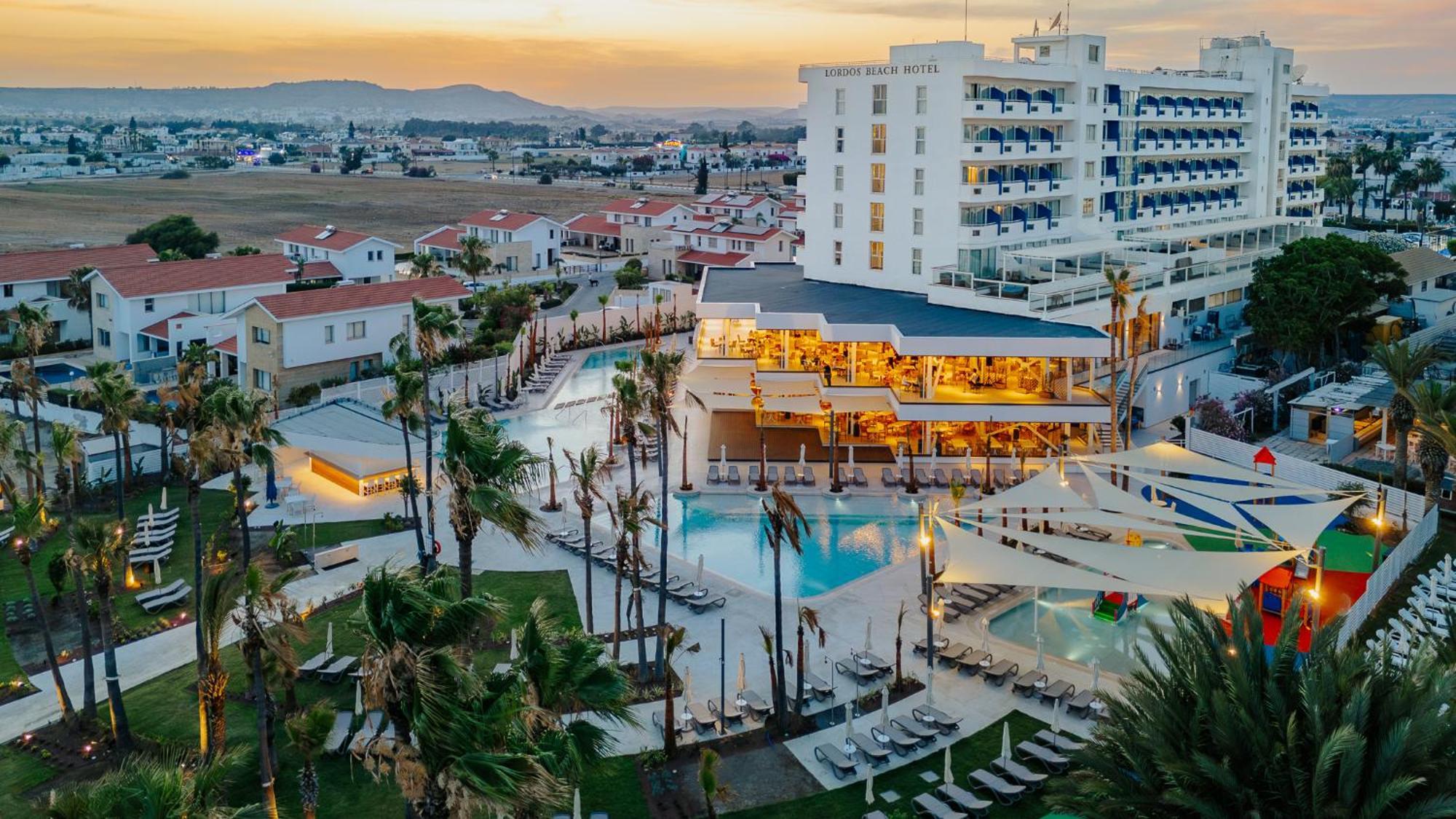 Lordos Beach Hotel & Spa Larnaca Exterior foto
