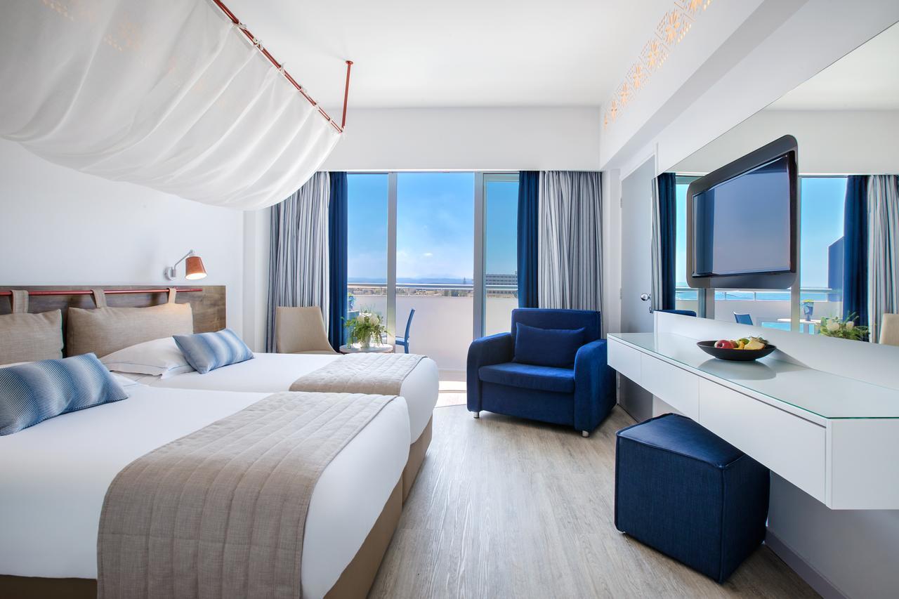 Lordos Beach Hotel & Spa Larnaca Exterior foto