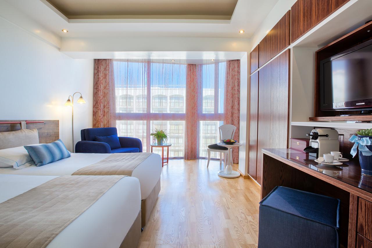 Lordos Beach Hotel & Spa Larnaca Exterior foto